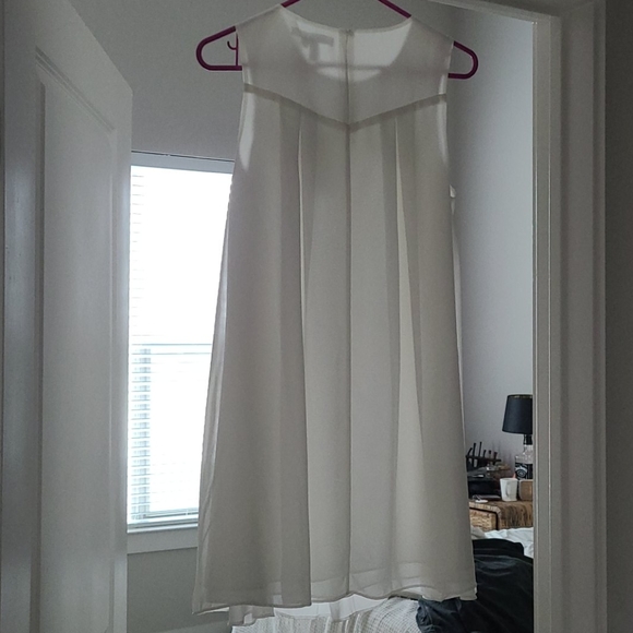 DELETING TOMORROW IF NOT SOLD! NWT BCBG Shift Dress - Picture 4 of 5